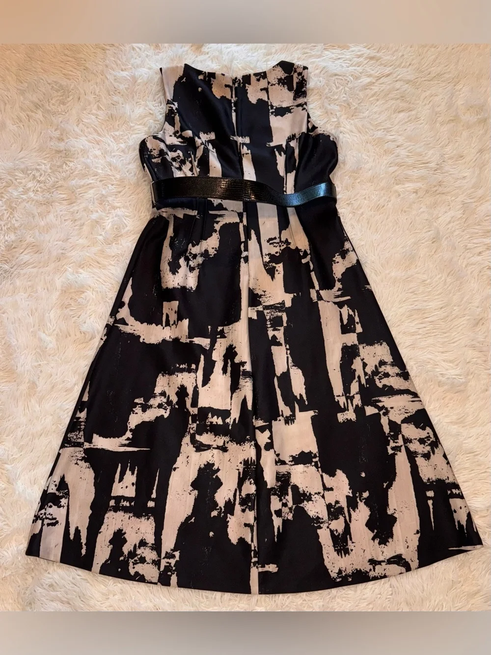 NEW Donna Karan Abstract Print Crew Neck Sleeveless Belted Scuba Midi Dress 14 - Picture 8 of 11
